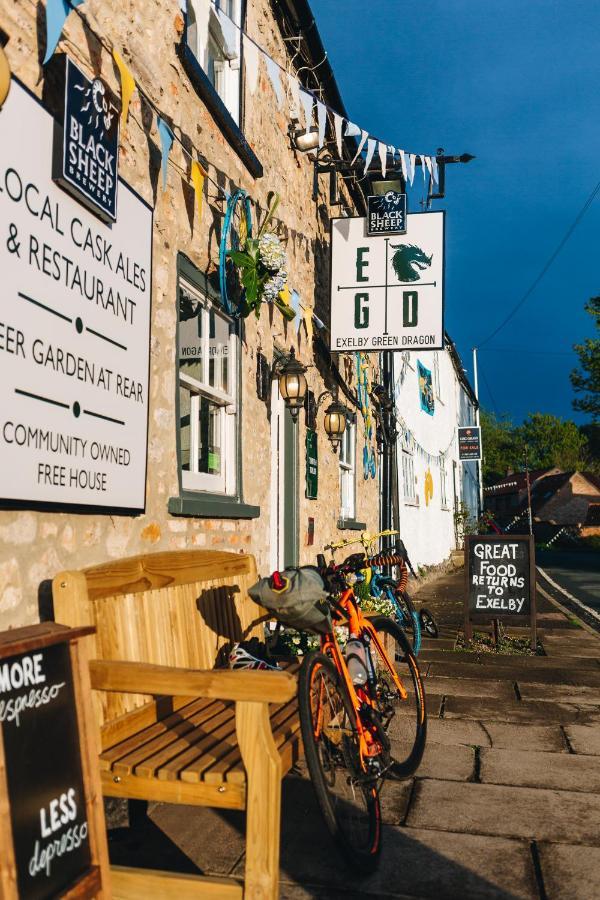 Exelby Green Dragon Leeming Bar Екстериор снимка